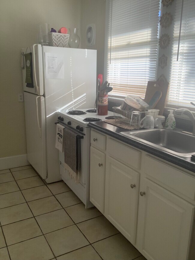 132 8th Ave N unit 2, Saint Petersburg, FL 33701 - photo 6