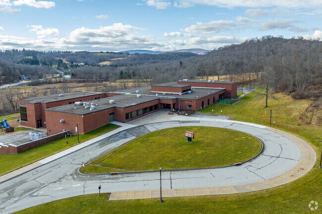 Laurel Valley Elementary School has a convenient paved loop for easy drop off.