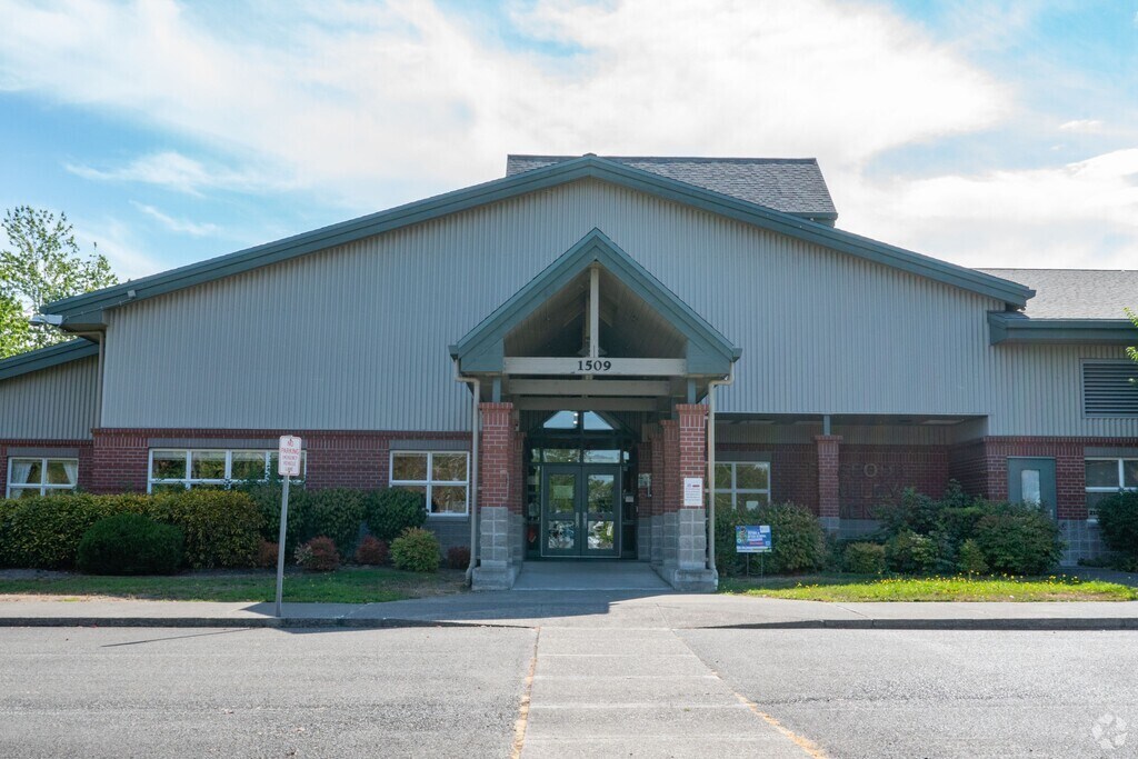 Daffodil Valley Elementary School, Rankings & Reviews