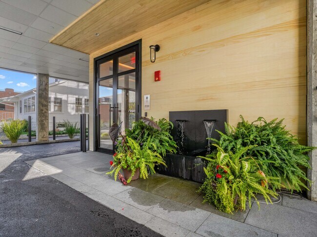 116 Sherman St unit 201, Fairfield, CT 06824 - photo 5