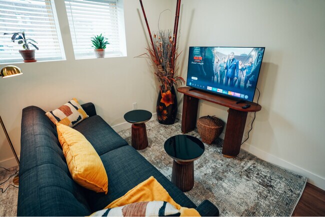 106-110 Hotel St unit 110 Hotel St. Apt 2, Utica, NY 13502 - photo 4