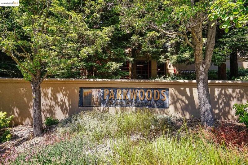 240 Caldecott Ln unit 209, Oakland, CA 94618 - photo 1