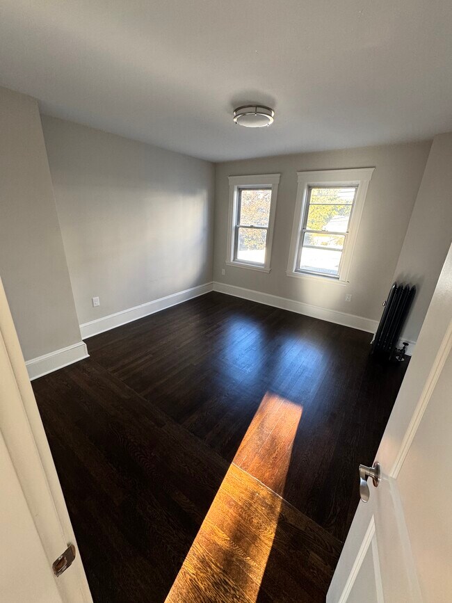 146 Avon St unit 146 Avon 1, Malden, MA 02148 - photo 6