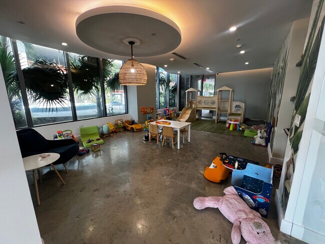 501 N Miami Ave unit A1, Miami, FL 33136 - photo 6