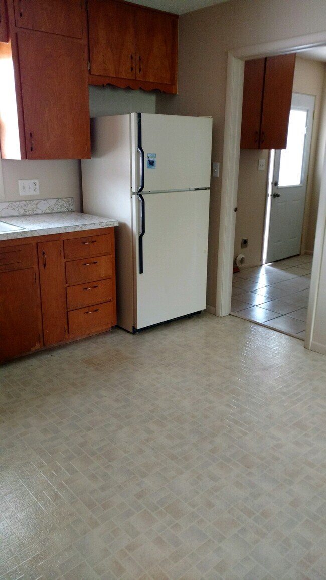 314 W Philip Ave Unit 3, North Platte, NE 69101