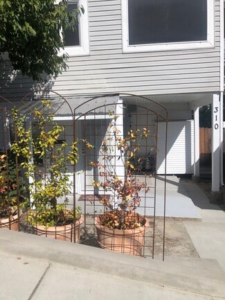 310 Richardson St Unit 310, Grass Valley, CA 95945