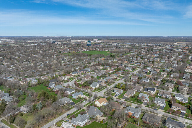 North Naperville is located in the vibrant, award-winning city of Naperville, IL.