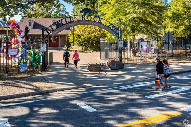 War Memorial Park is home to the Little Rock Zoo.