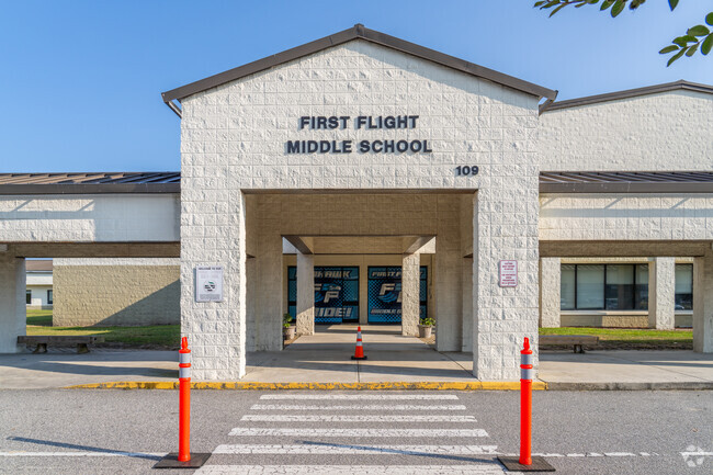 First Flight Middle School sports a student to teacher ratio of 13 to 1.