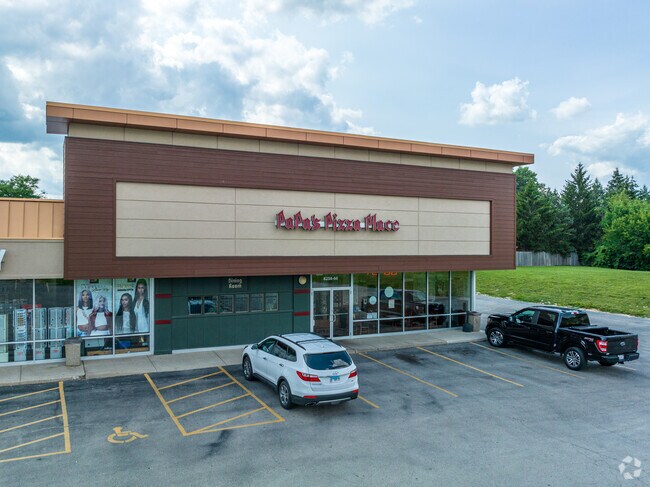 When residents of West 83rd are craving pizza, they head to Papa’s Pizza Place.