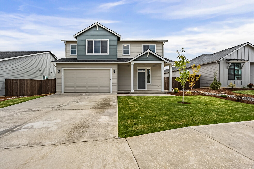 404 Pagget Ave, Winlock, WA 98596 - photo 1