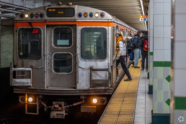 Get around the rest of Philadelphia from Rittenhouse Square from Walnut Locust Station.