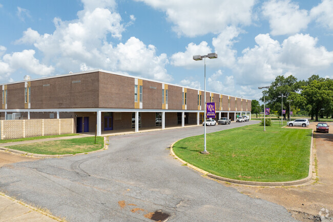 Wossman High School.