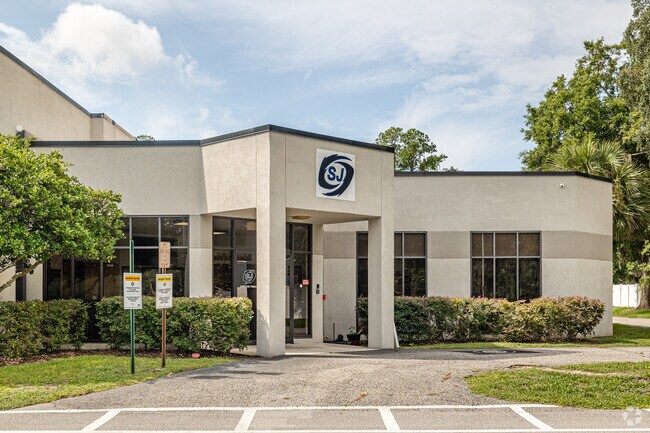 San Jose Preparatory High School takes kids' education serious and makes it a priority.