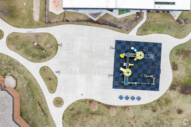 Skinner Elementary School has lots of outdoor space for the kids to play.