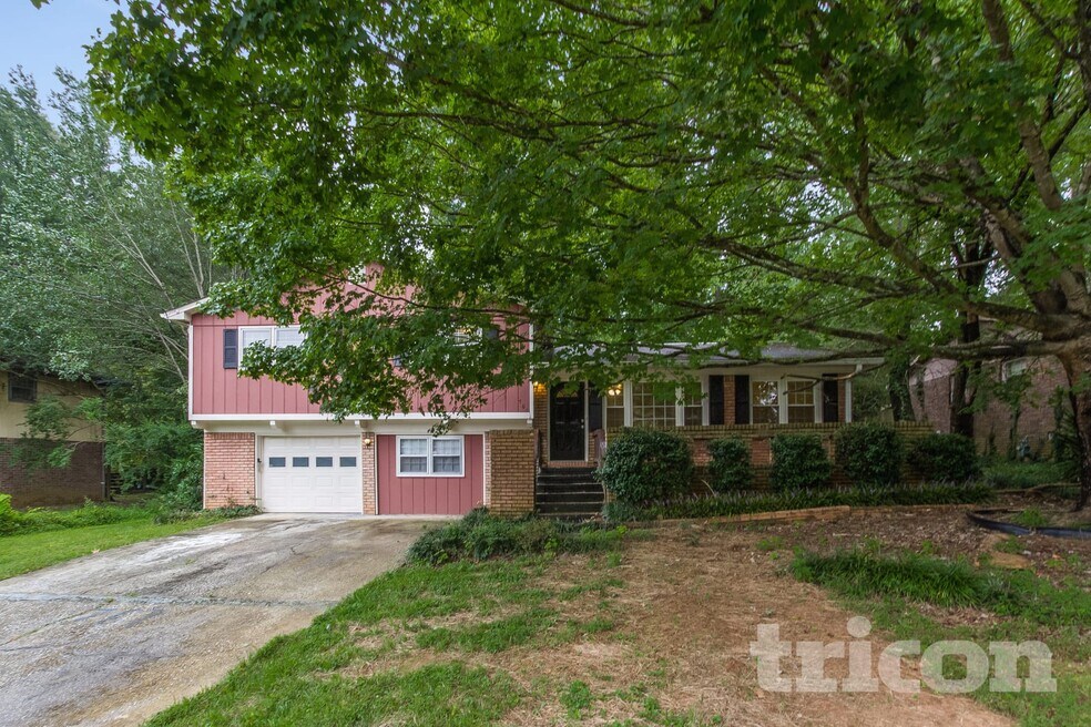 761 San Miguel Dr, Stone Mountain, GA 30083 - photo 1