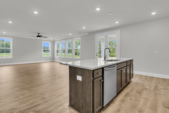 747 Maynard Ln, Summerville, SC 29486 - photo 7