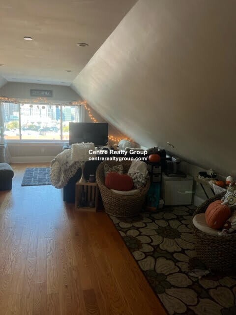 180 Hillside St unit 4, Roxbury Crossing, MA 02120 - photo 2