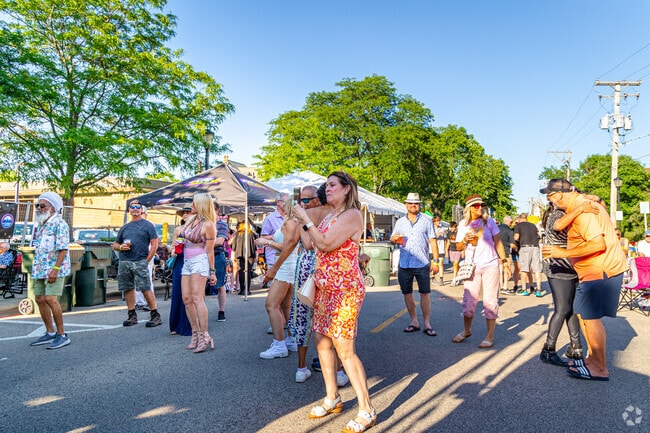 Tullamore music lovers can dance along to the live music at Libertyville Days festival.