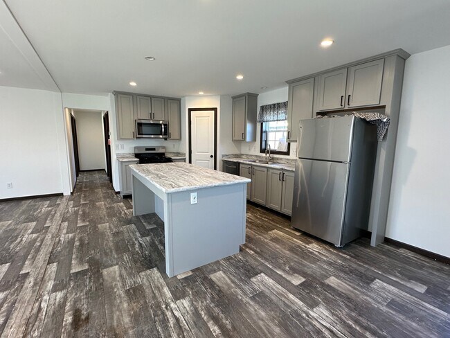 3606 Warren Ct, Bellevue, NE 68005 - photo 3