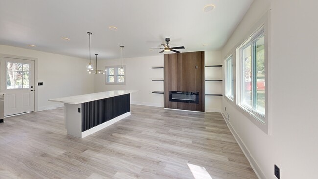 3991 Lindsey Dr unit 1, Decatur, GA 30035 - photo 3