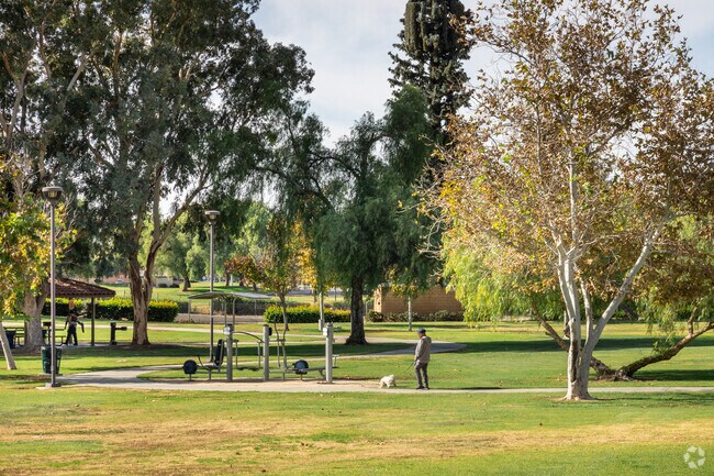 El Potrero Park is a spacious park in Bethune offering expansive green spaces.