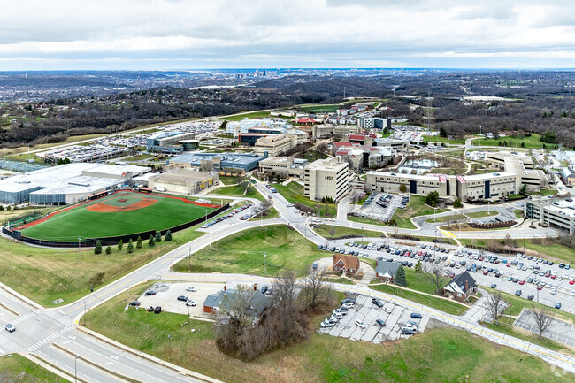 Northern Kentucky University has a total undergraduate enrollment of 9,927.