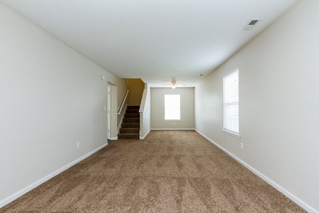 15469 Fawn Meadow Dr, Noblesville, IN 46060 - photo 3