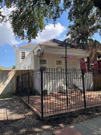 4807 Magazine St Unit Rear, New Orleans, LA 70115