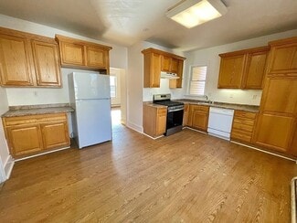 90 Pierce St, Malden, MA 02148