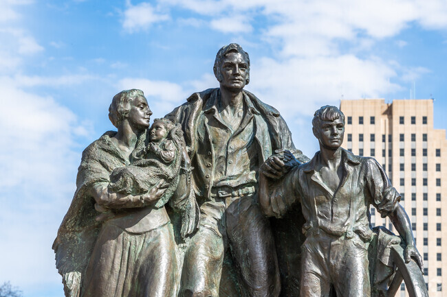 The Bismarck Capitol Monument is located near the Hillside North community.