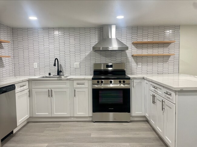 846 42nd St, Emeryville, CA 94608 - photo 3