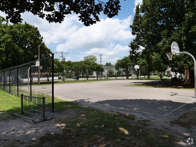 Meet other residents and play some pickup games at the Indian River Park Basketball courts.
