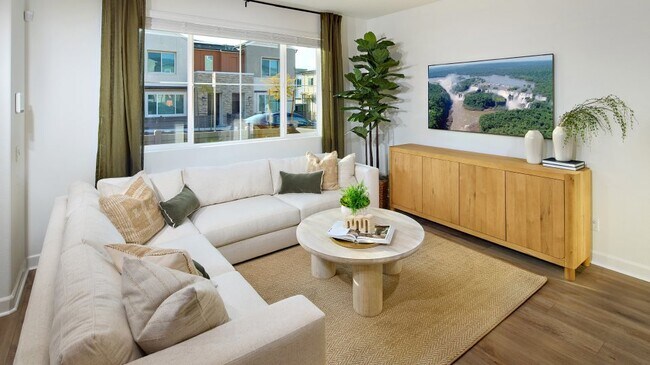 737 Mara Loop, Chula Vista, CA 91911 - photo 7