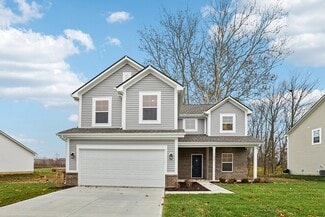 1521 N Clearwater Dr, Greenfield, IN 46140