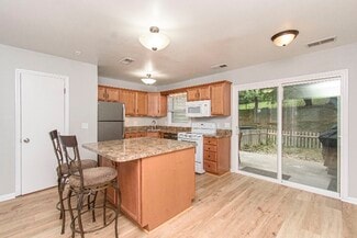 1821 Sussex Rd, Blacksburg, VA 24060