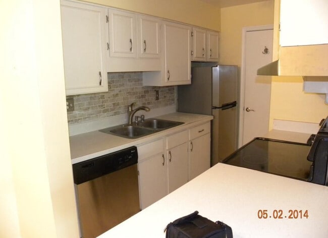 5903 Kingsford Rd unit 5903 KINGSFORD RD 3, Springfield, VA 22152 - photo 4