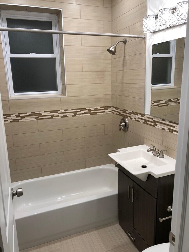 3145 N Lamon Ave unit 1, Chicago, IL 60641 - photo 6