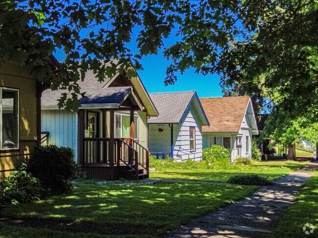 Homes in the Eastside neighborhood contains single-family homes and duplexes.