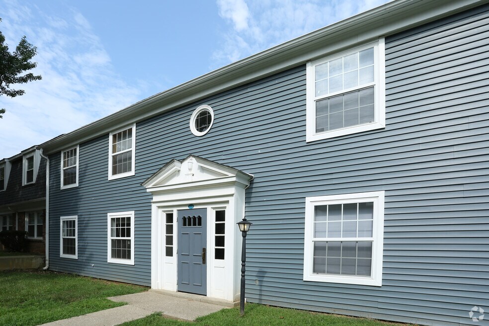 Vines at Stony Brook 5312 Poindexter Dr, Louisville, KY