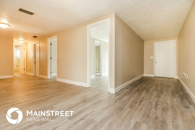 2105 Sugarbush Dr, Holiday, FL 34690 - photo 3