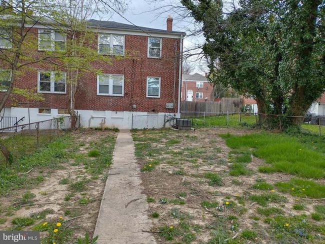 1121 Gleneagle Rd unit 1, Baltimore, MD 21239 - photo 6