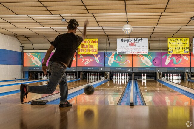 Chester locals head to Holidays Bowl for some competitive fun.