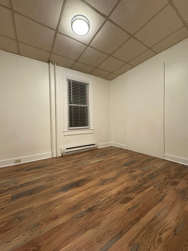 2030 Hanover Ave unit 1, Allentown, PA 18109 - photo 4