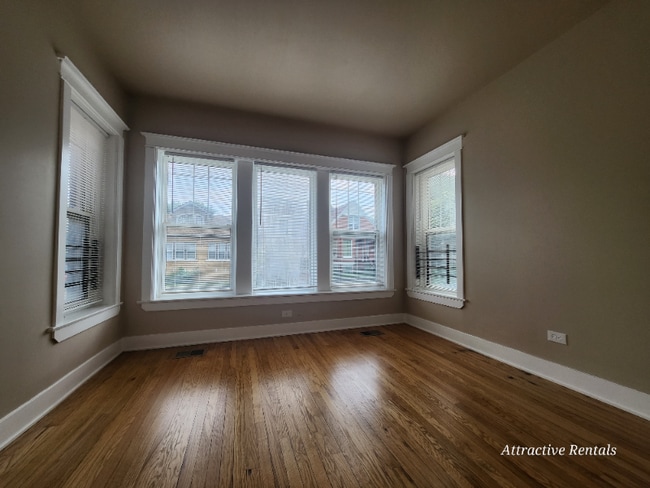 1434 W Marquette Rd, Chicago, IL 60636 - photo 7