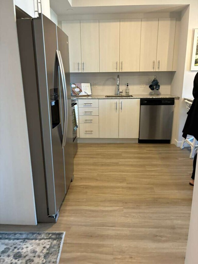 1465 W 31st St unit C1, Hialeah, FL 33012 - photo 4