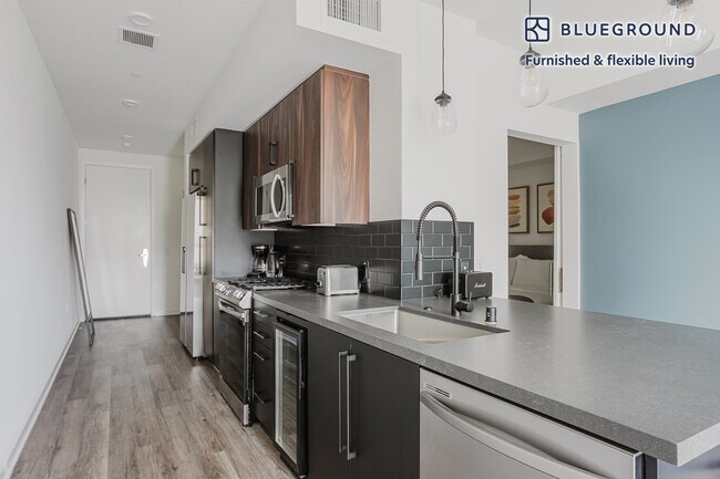 201 The Promenade N unit FL6-ID1259, Long Beach, CA 90802 - photo 6