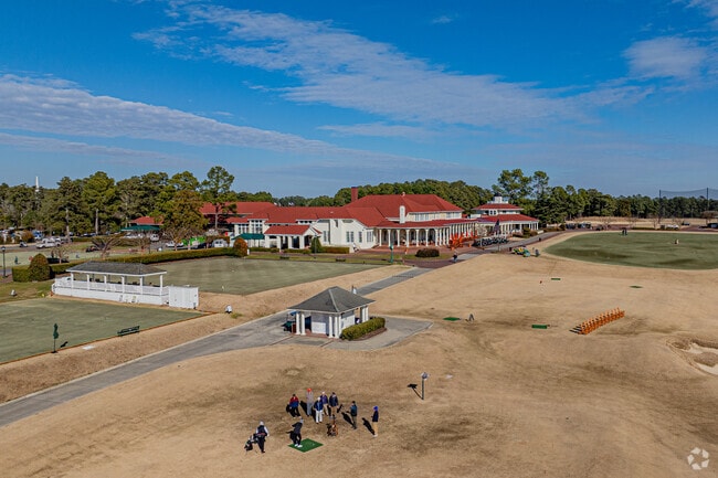 A short drive from Southern Pines, The Pinehurst Resort brings golfers from all over the world.