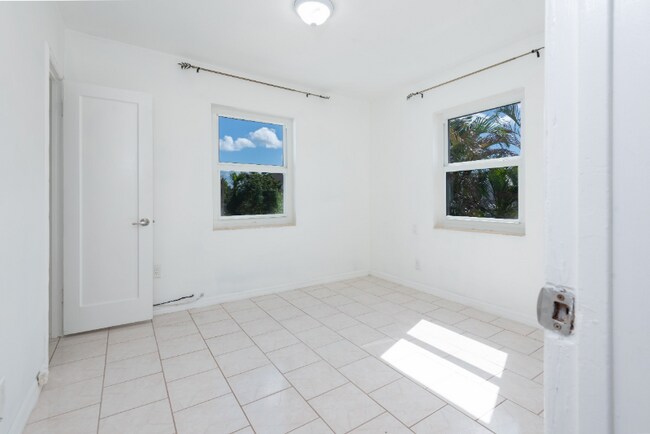 143 NW 43rd Place unit 143, Miami, FL 33126 - photo 6