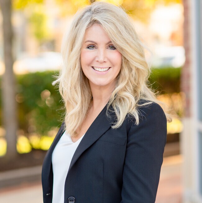 Debra Calnan